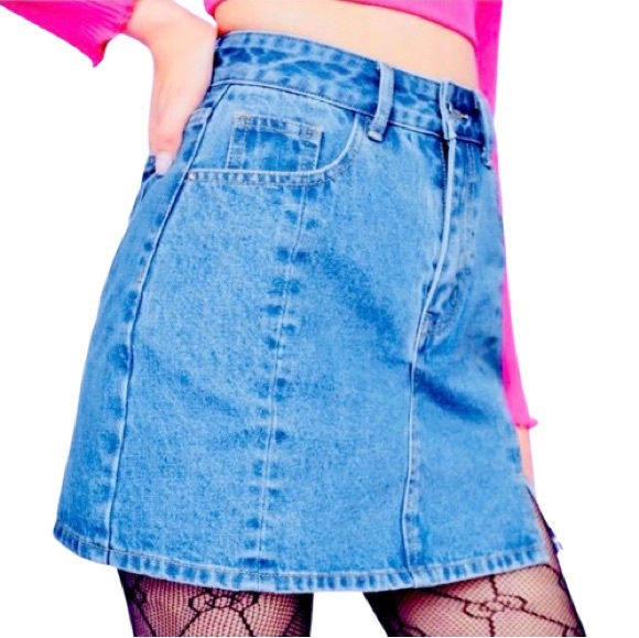 NWOT Hello Kitty, Denim, Skirt! - Picture 2 of 4